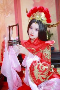 ​王者荣耀Cosplay露娜：你的一生，由我所爱！