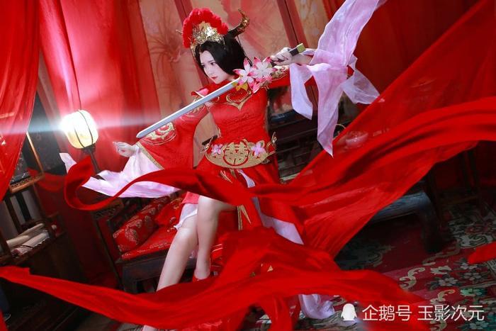 王者荣耀Cosplay露娜：你的一生，由我所爱！