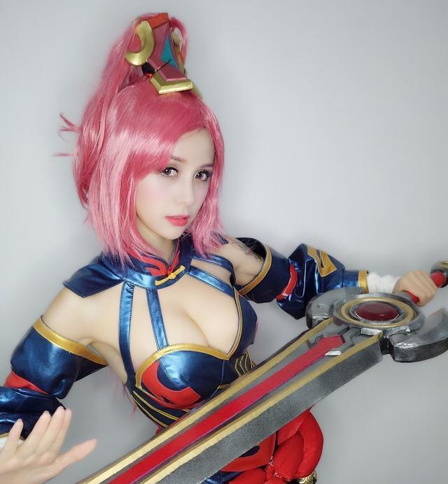 王者荣耀女英雄性感COSPLAY，哇~好美、好性感、好白