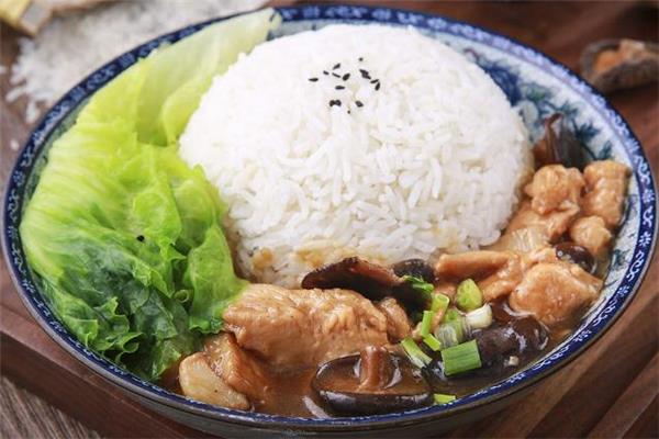 冬菇滑鸡饭的做法 冬菇滑鸡饭用什么鸡好