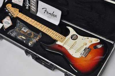 ​世界上最贵的吉他，Fender吉他拍出280万美元